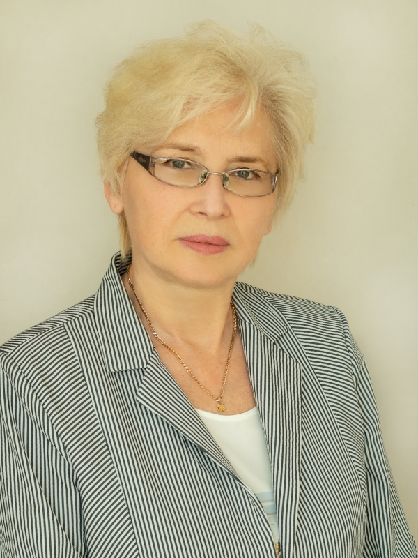 Стрельцова Оксана Ивановна.